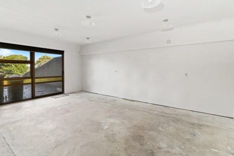 Photo of property in 9 Tirita Street, Kawaha Point, Rotorua, 3010