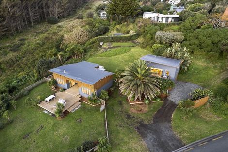 Photo of property in 333 Motutara Road, Muriwai, Waimauku, 0881