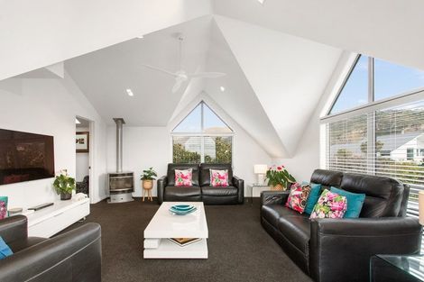 Photo of property in 102a Esplanade, Sumner, Christchurch, 8081
