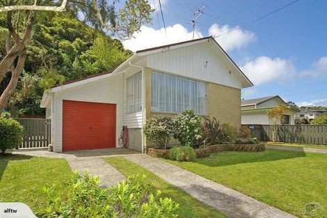 Photo of property in 96 Awarua Street, Ngaio, Wellington, 6035