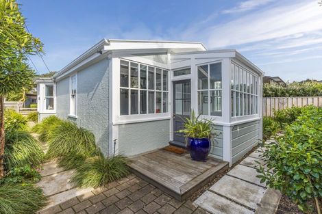 Photo of property in 6 Monro Street, Seatoun, Wellington, 6022