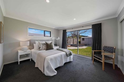 Photo of property in 79 Coolspring Way, Redwood, Christchurch, 8051