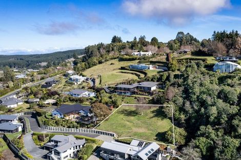 Photo of property in 32 Mapara Road, Acacia Bay, Taupo, 3385