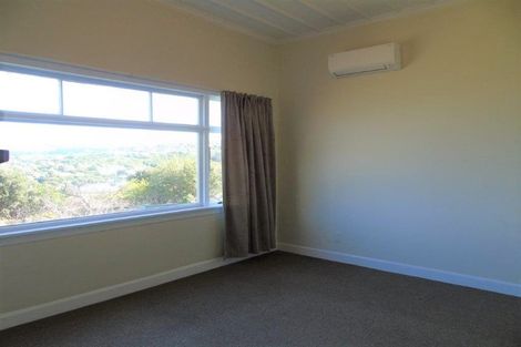 Photo of property in 9 Nevay Road, Miramar, Wellington, 6022