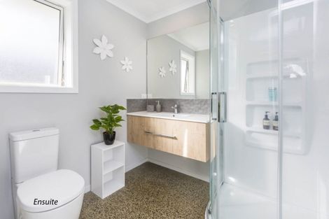 Photo of property in 36 Hopkirk Avenue, Wallaceville, Upper Hutt, 5018