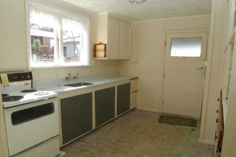 Photo of property in 17 Hurley Road, Paraparaumu Beach, Paraparaumu, 5032