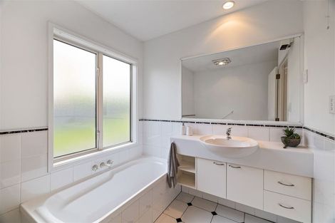 Photo of property in 1/16 Hanover Place, Ilam, Christchurch, 8041