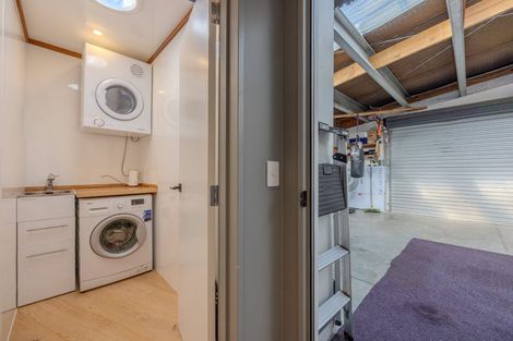 Photo of property in 70 Grandview Road, Lake Hawea, Wanaka, 9382