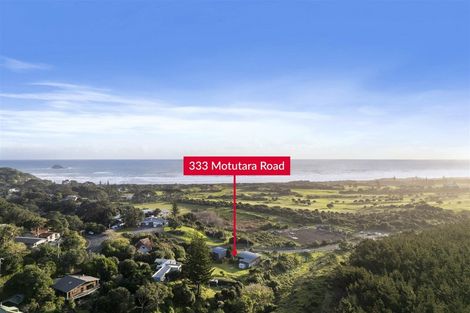 Photo of property in 333 Motutara Road, Muriwai, Waimauku, 0881