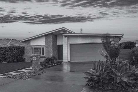 Photo of property in 9a Floyd Road, Riverhead, 0820