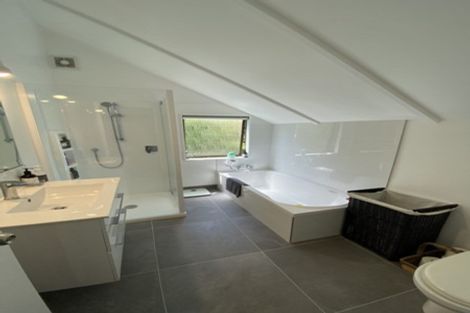 Photo of property in 1/82 Stott Avenue, Birkdale, Auckland, 0626