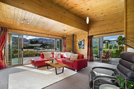 Photo of property in 56 Charles Court, Lake Hawea, Wanaka, 9382