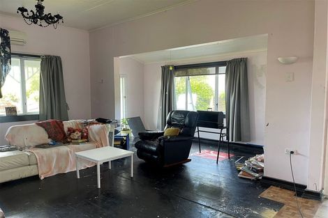 Photo of property in 6 High Street, Hawera, 4610