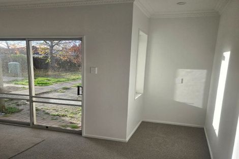 Photo of property in 16 Buchanans Road, Sockburn, Christchurch, 8042