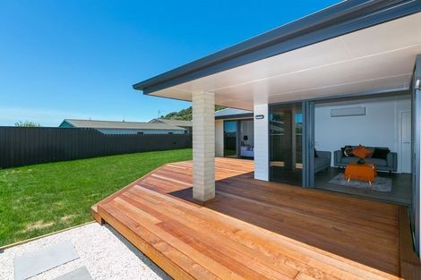 Photo of property in 4 Ellesmere Avenue, Bell Block, New Plymouth, 4312