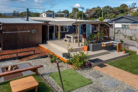 Photo of property in 16 Ruru Road, Otaihanga, Paraparaumu, 5036