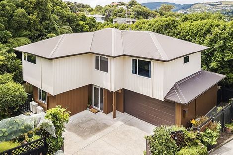 Photo of property in 13c Peterhouse Street, Tawa, Wellington, 5028