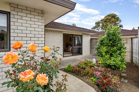 Photo of property in 96a Collingwood Road, Waiuku, 2123