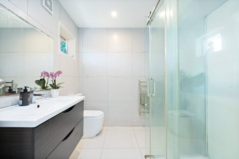 Photo of property in 9 Koromiko Street, New Lynn, Auckland, 0600