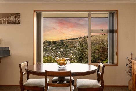 Photo of property in 2/21 Huntsbury Avenue, Huntsbury, Christchurch, 8022