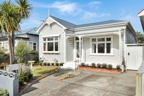 Photo of property in 10 High Street, Petone, Lower Hutt, 5012