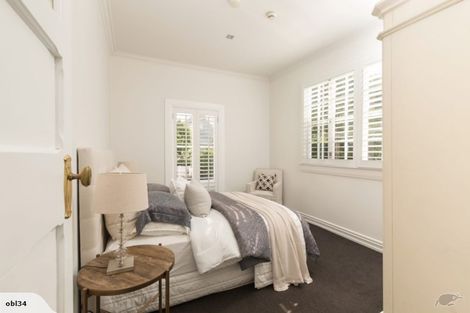 Photo of property in 71 Beach Road, Mellons Bay, Auckland, 2014