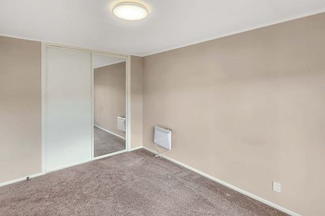 Photo of property in 2 Ferretti Grove, Avalon, Lower Hutt, 5011