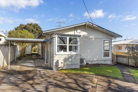 Photo of property in 71b Red Beach Road, Red Beach, 0932