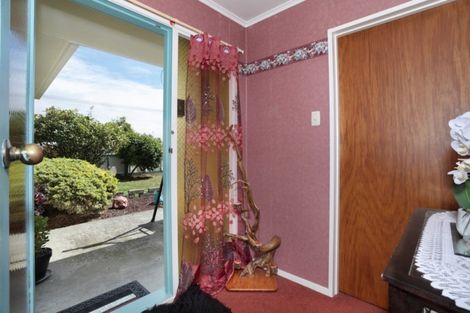 Photo of property in 17 Alexandra Street, Marton, 4710