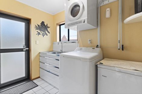 Photo of property in 54 Marina View Drive, West Harbour, Auckland, 0618