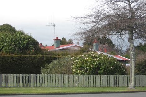 Photo of property in 48 Liverpool Street, Levin, 5510