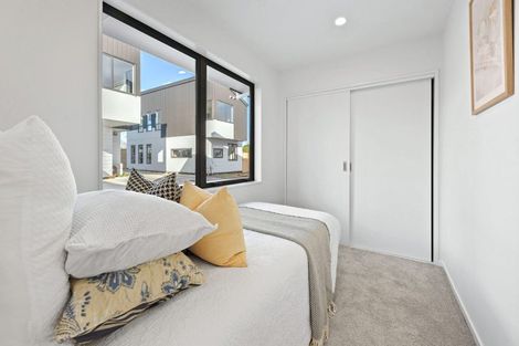 Photo of property in 315d Bucklands Beach Road, Bucklands Beach, Auckland, 2012