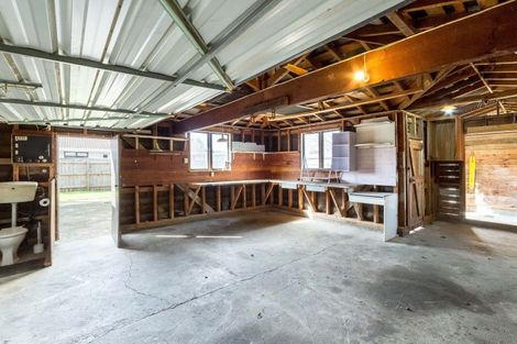 Photo of property in 14 Armstrong Avenue, Carterton, 5713