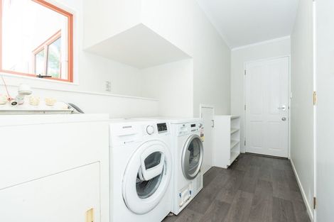 Photo of property in 23 Knighton Road, Hillcrest, Hamilton, 3216