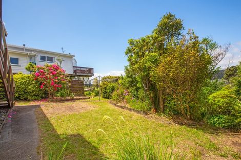 Photo of property in 71 Fyvie Avenue, Tawa, Wellington, 5028