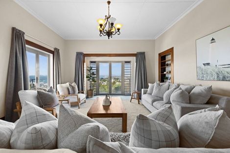 Photo of property in 16 Lighthouse Road, Bluff Hill, Napier, 4110