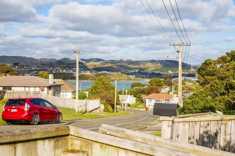 Photo of property in 111 Waiuta Street, Titahi Bay, Porirua, 5022