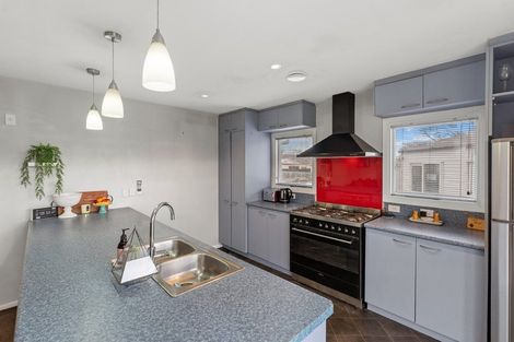 Photo of property in 9 Adrian Place, Shirley, Christchurch, 8061