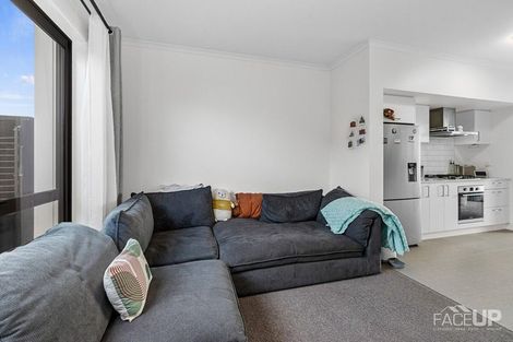 Photo of property in 28 Rahopuru Road, Westgate, Auckland, 0614