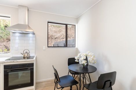 Photo of property in 8/75 Delhi Crescent, Khandallah, Wellington, 6035