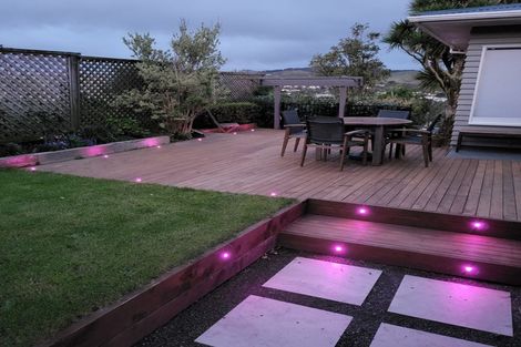 Photo of property in 6 Clifford Road, Johnsonville, Wellington, 6037