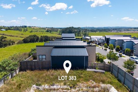 Photo of property in 33 Red Hills Road, Massey, Auckland, 0614