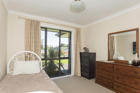 Photo of property in 14 Sterling Park, Lytton West, Gisborne, 4010