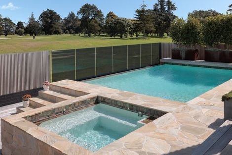 Photo of property in 210 Oceanbeach Road, Mount Maunganui, 3116