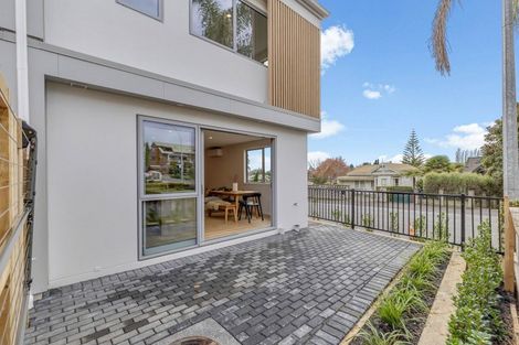 Photo of property in 1/1 Teddy Street, Whitiora, Hamilton, 3200