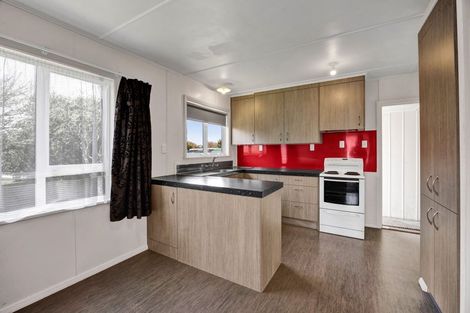 Photo of property in 50 Celia Street, Stratford, 4332