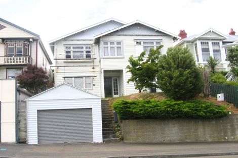 Photo of property in 74 Northland Road, Northland, Wellington, 6012