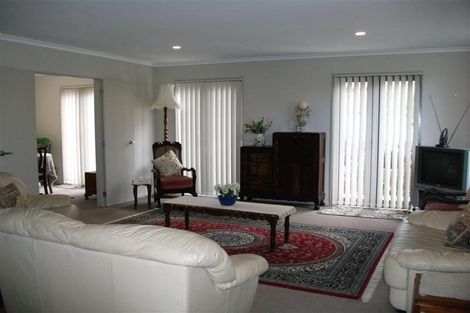 Photo of property in 8 Midshipman Court, Gulf Harbour, Whangaparaoa, 0930