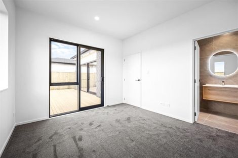 Photo of property in 1 Bannockburn Road, Opaheke, 2113