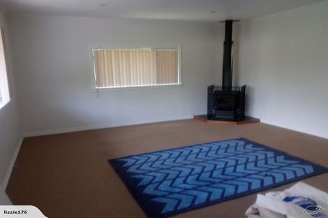 Photo of property in 11 Sandys Parade, Laingholm, Auckland, 0604